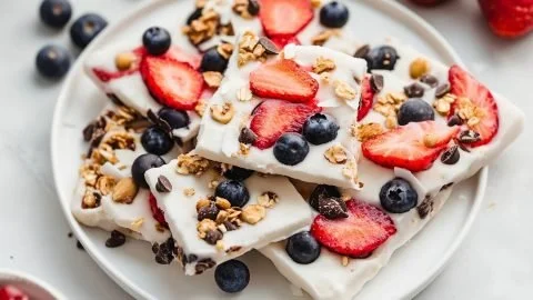 Frozen Yogurt Bark