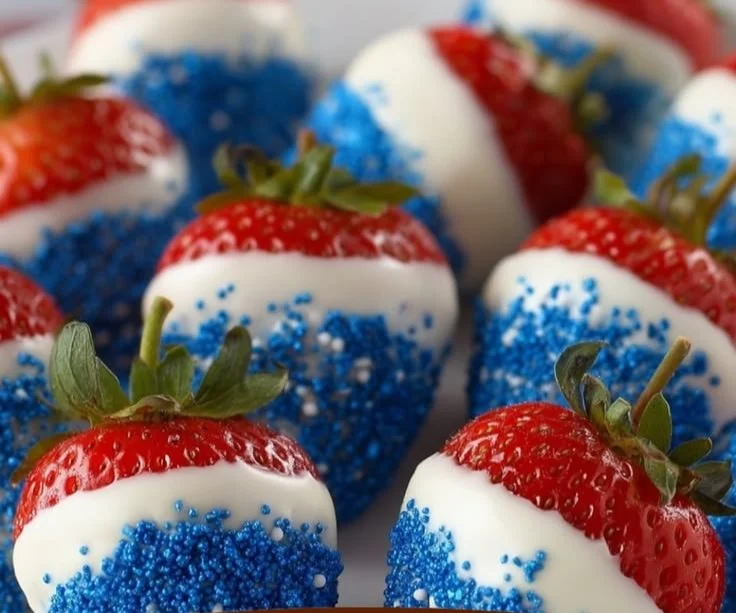 Chocolate Dipped Strawberries for the 4th of July