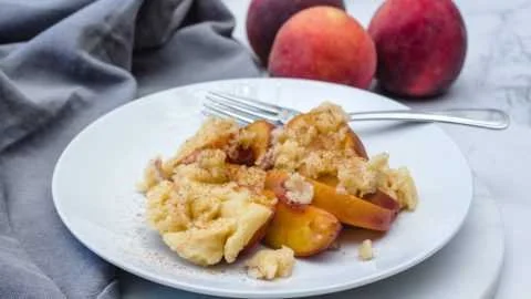 Instant Pot Peach Cobbler