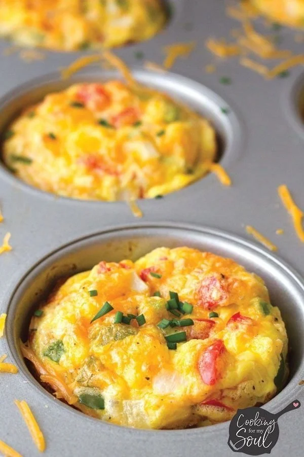 Easy Denver omelet muffins topped with peppers and cheese
